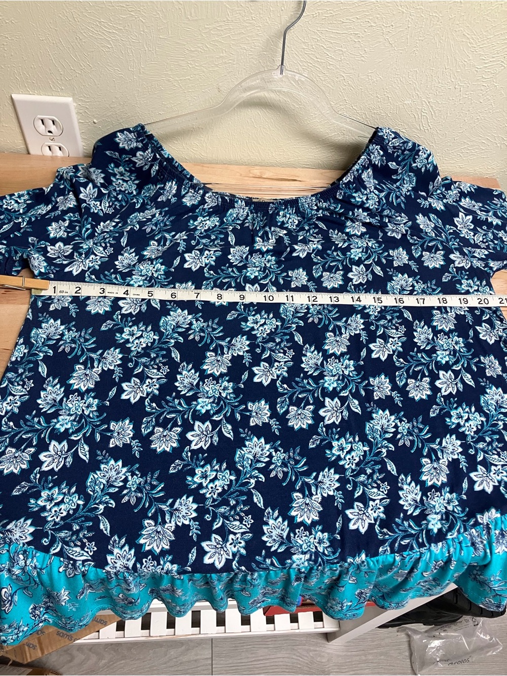 Como Vintage Navy Floral Tunic with Teal Contrast Hem - Picture 10 of 14